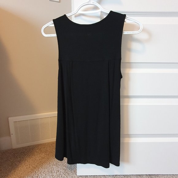 Banana Republic - sleeveless billowy blouse (size XS) - Picture 1 of 4